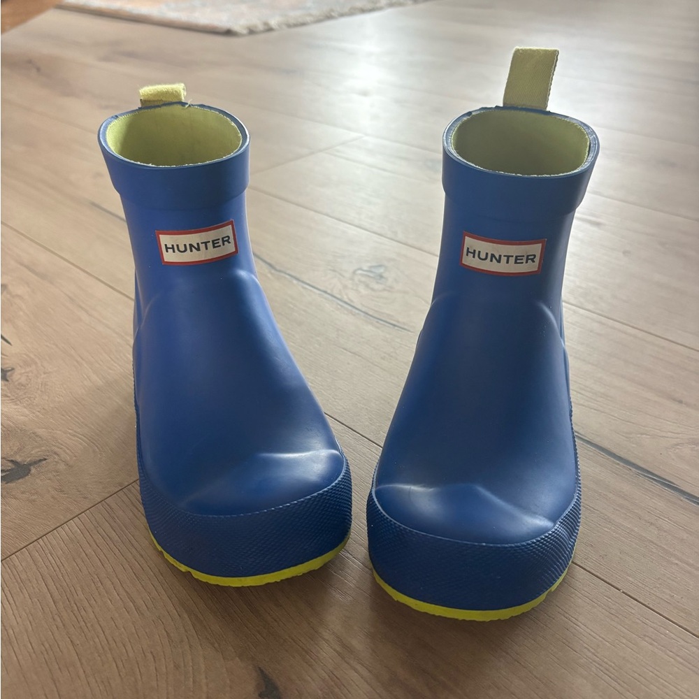 Hunter Kids Blue and Yellow Play Rain Boots